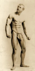Eugen Sandow, i klassisk oldgræsk-romersk positur, ca. 1893